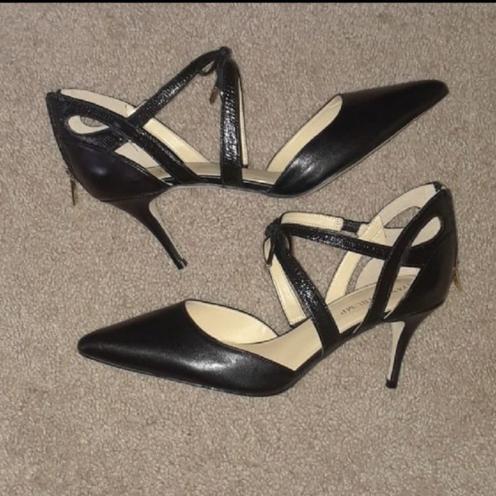 BLACK Ivanka Trump Tenice Pointy Toe Pump. Size  7